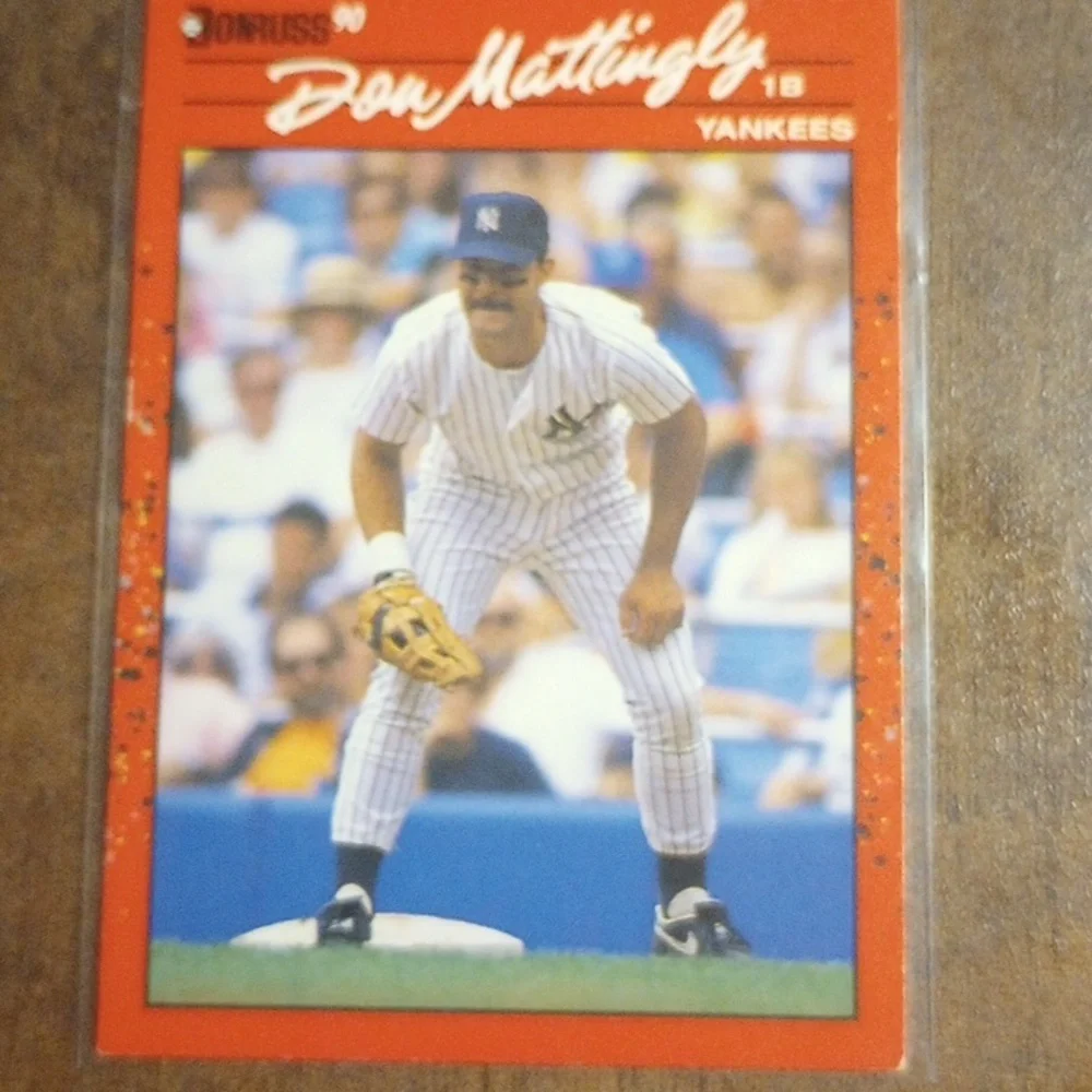 Baseball Trading Cards - Picture 2 of 6
